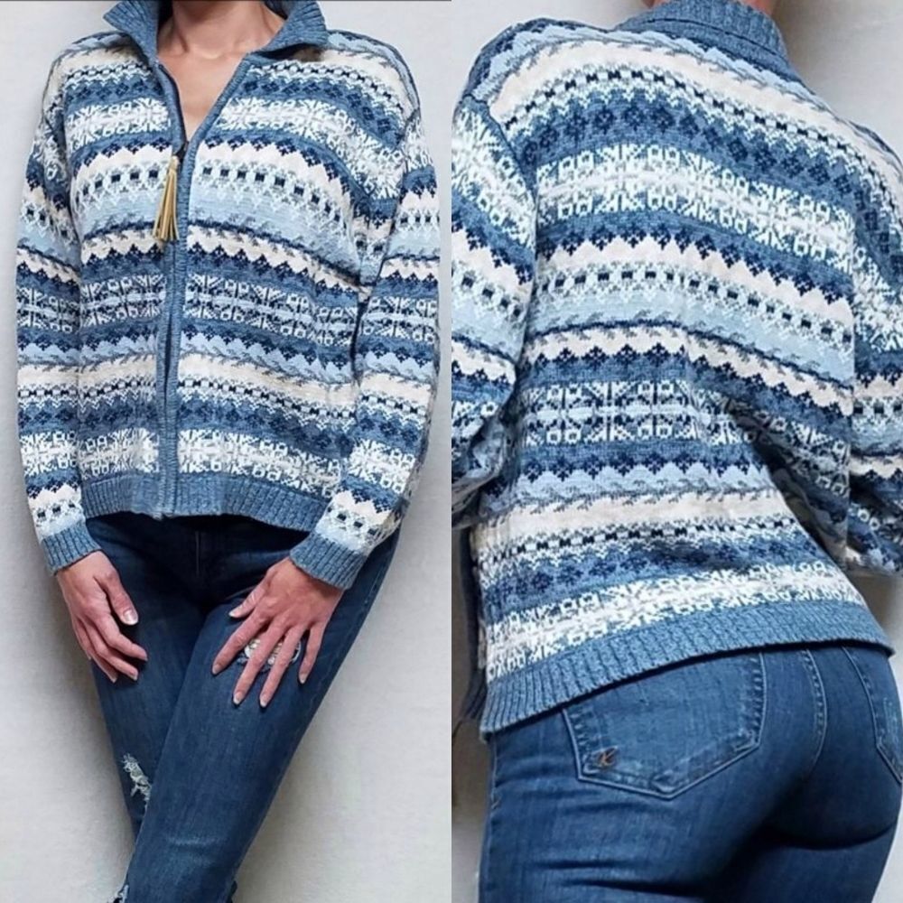 Vintage Retro Heirloom Collectibles Blue Knit Fair Isle Leather Tassle Sweater